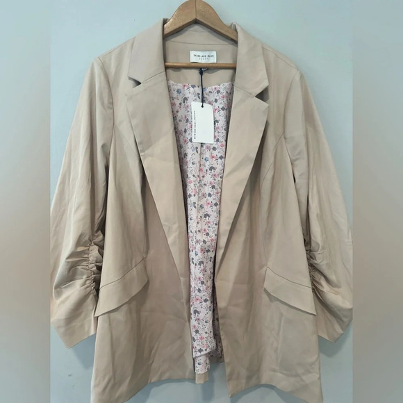 Skies are Blue Curvy Pink Blush Blazer Size 2X NWT. 1242 - Picture 5 of 13